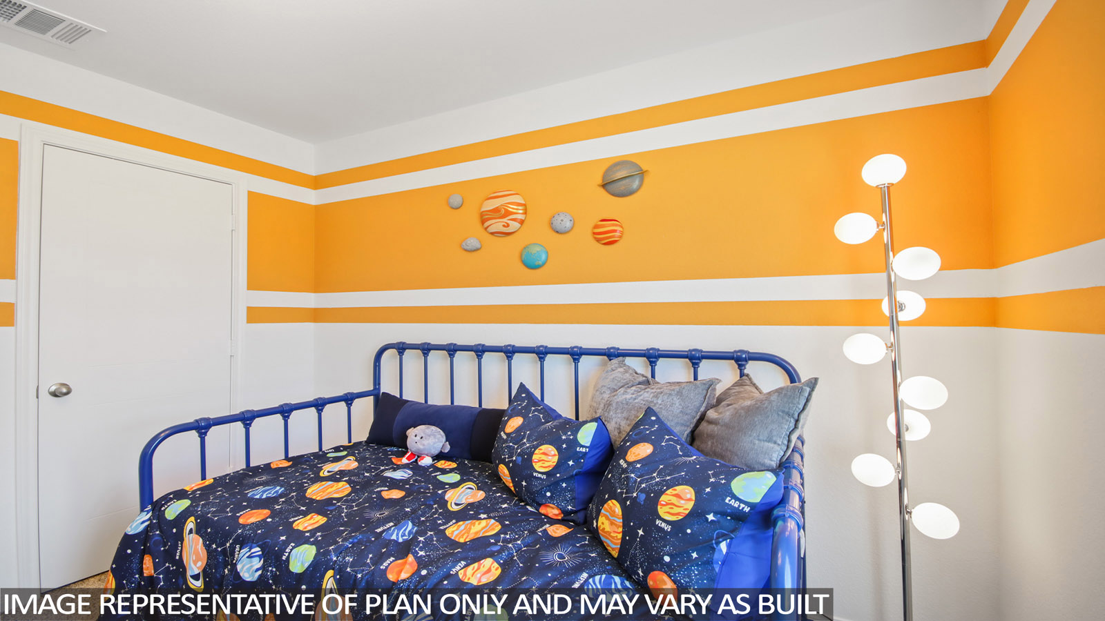 Secondary bedroom with carpet flooring