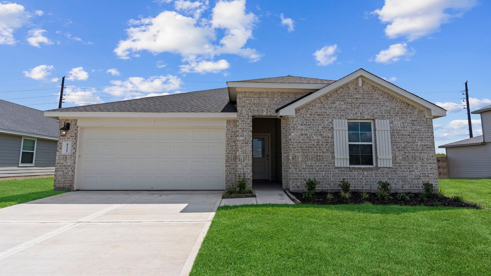 3318 Bonnie Heights Street exterior
