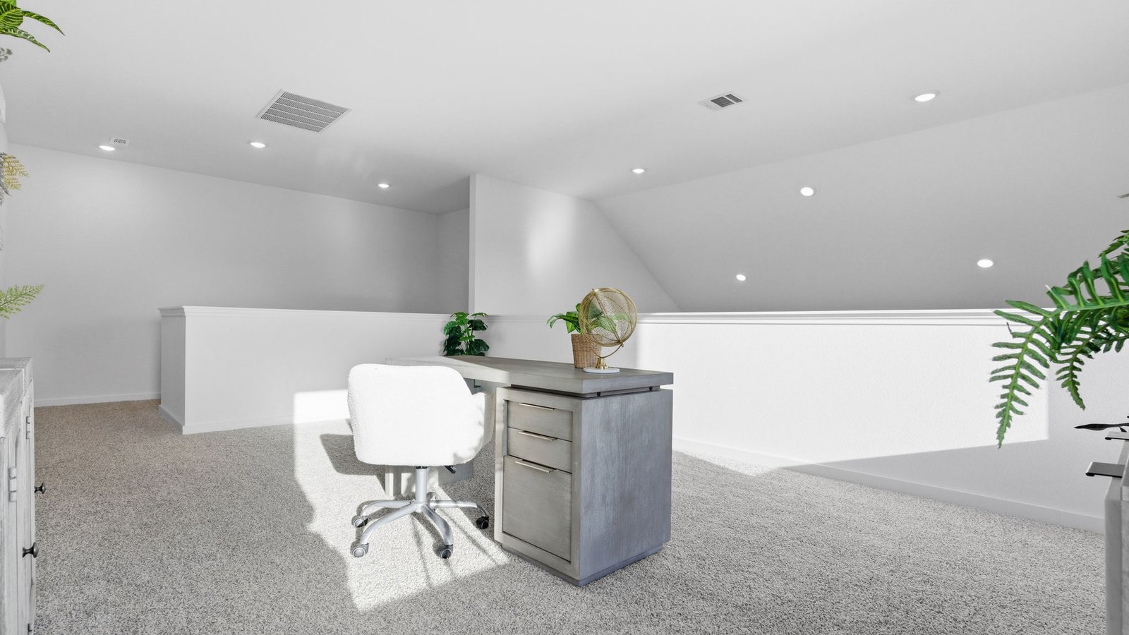 second floor game room access