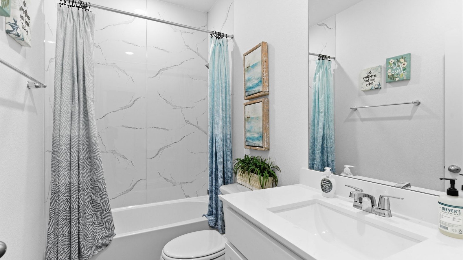 guest bathroom 1st floor