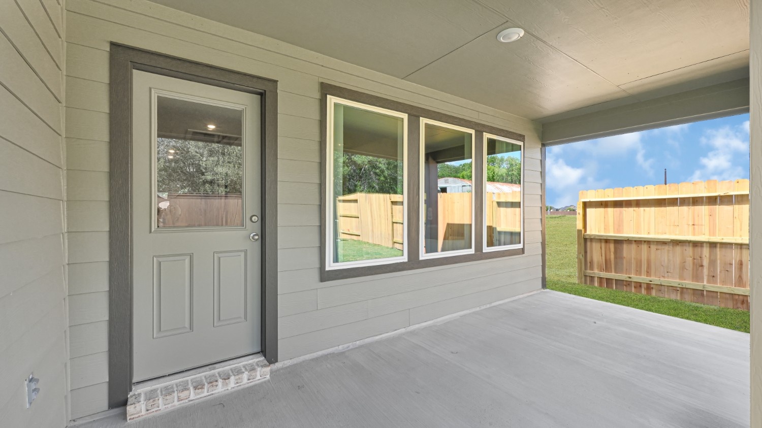 *Images and 3D tour are for illustration only and options may vary from home as built.