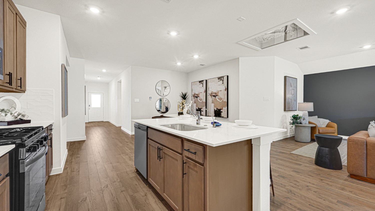*Images and 3D tour are for illustration only and options may vary from home as built.