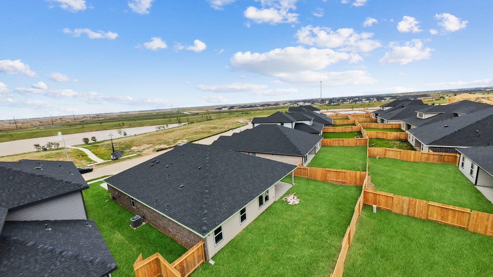 *Images and 3D tour are for illustration only and options may vary from home as built.