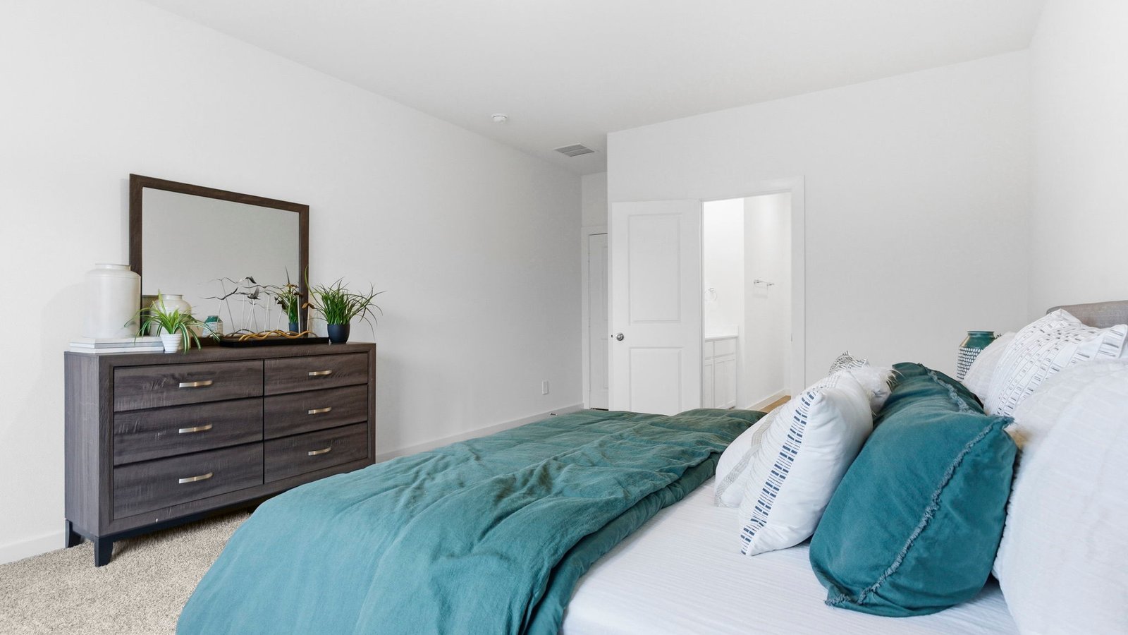 spacious primary bedroom