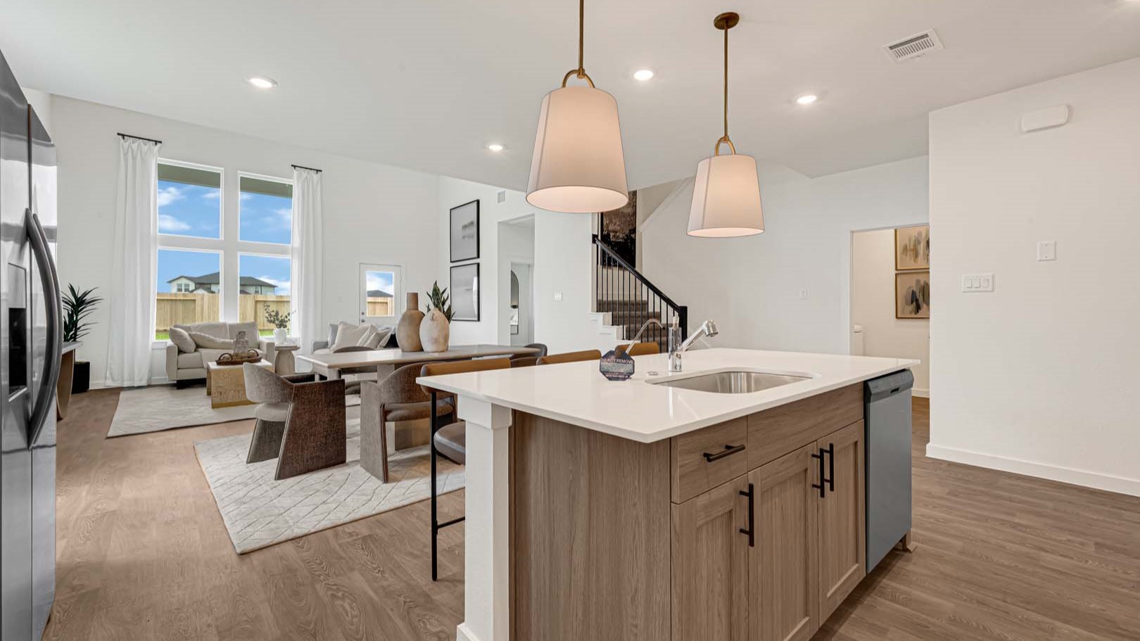*Images and 3D tour are for illustration only and options may vary from home as built.