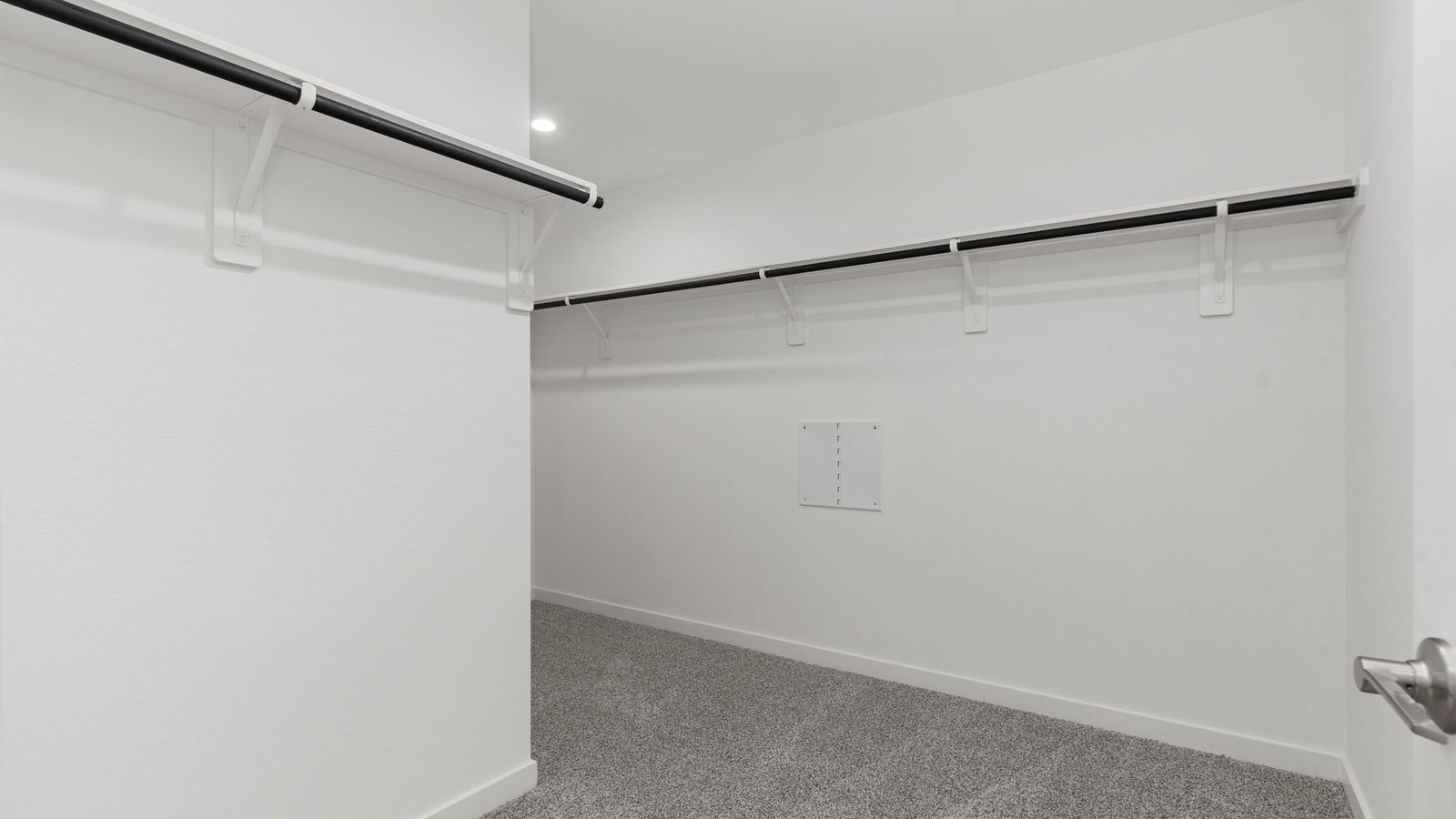 *Images and 3D tour are for illustration only and options may vary from home as built.