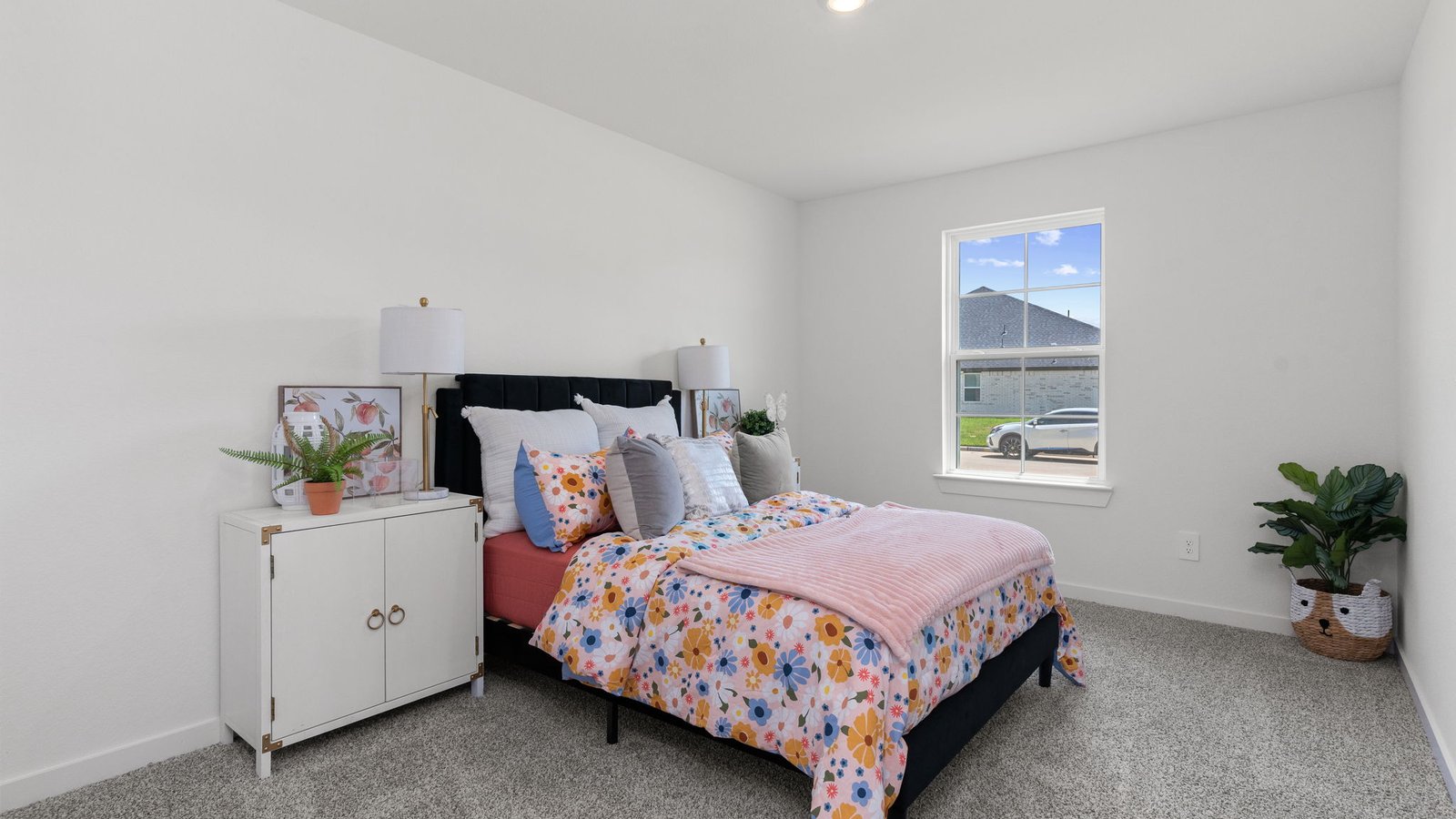 *Images and 3D tour are for illustration only and options may vary from home as built.