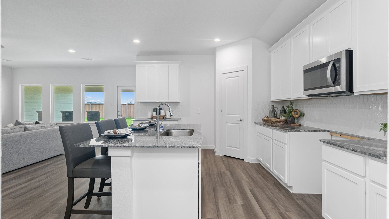 *Images and 3D tour are for illustration only and options may vary from home as built.