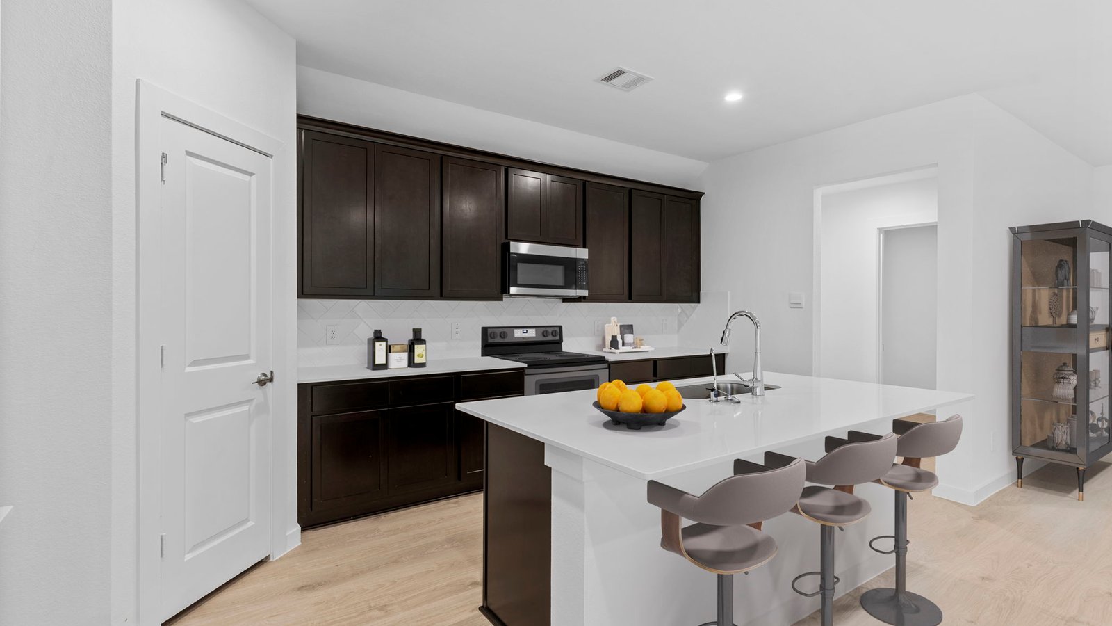 *Images and 3D tour are for illustration only and options may vary from home as built.
