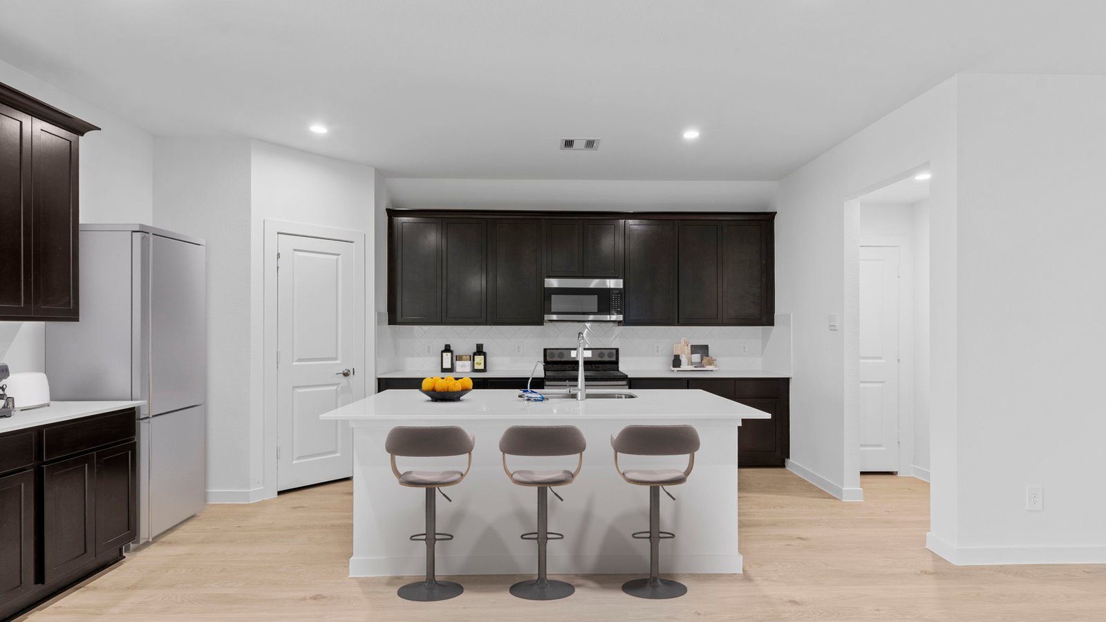 *Images and 3D tour are for illustration only and options may vary from home as built.
