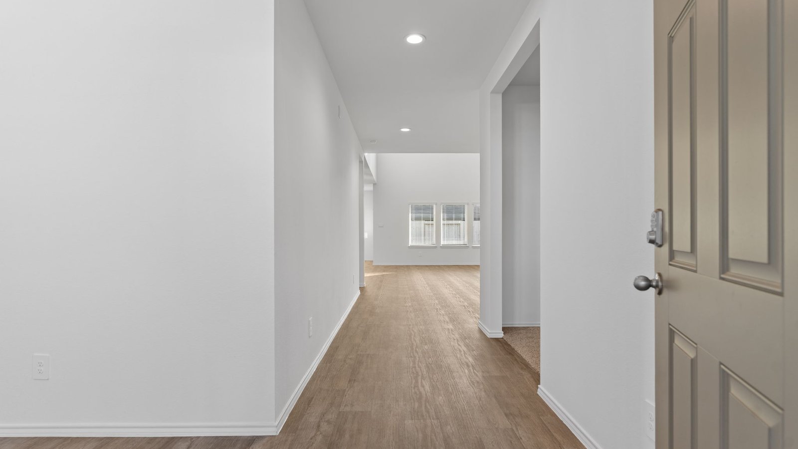 *Images and 3D tour are for illustration only and options may vary from home as built.