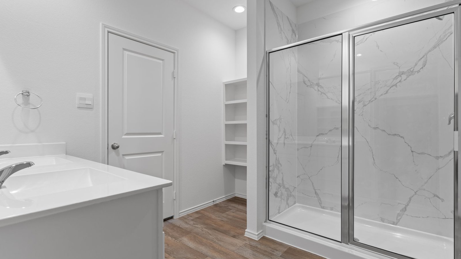 *Images and 3D tour are for illustration only and options may vary from home as built.