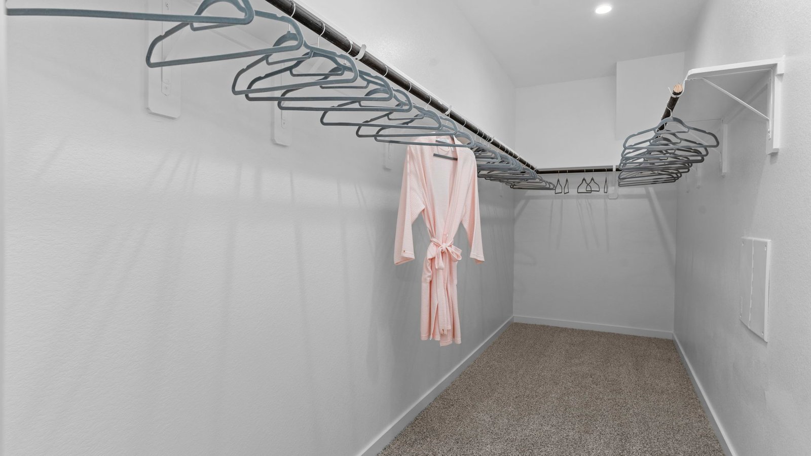 *Images and 3D tour are for illustration only and options may vary from home as built.