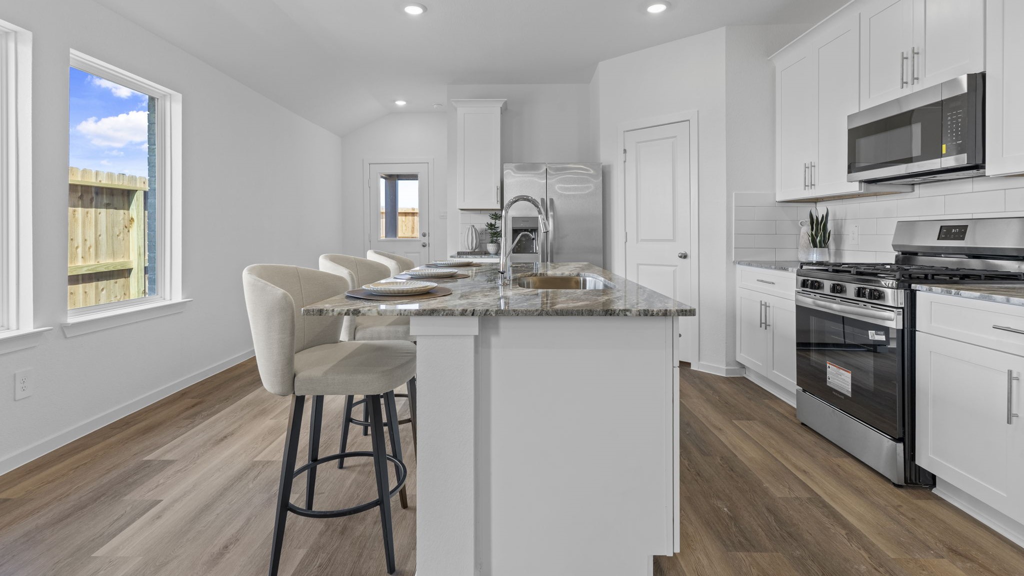 granite countertop kitchen