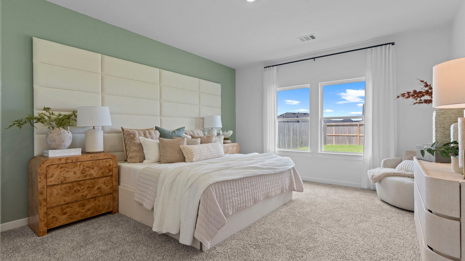 spacious primary bedroom