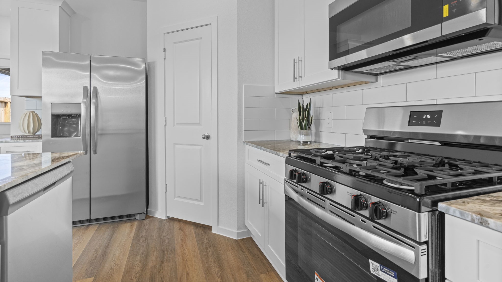 *Images and 3D tour are for illustration only and options may vary from home as built.