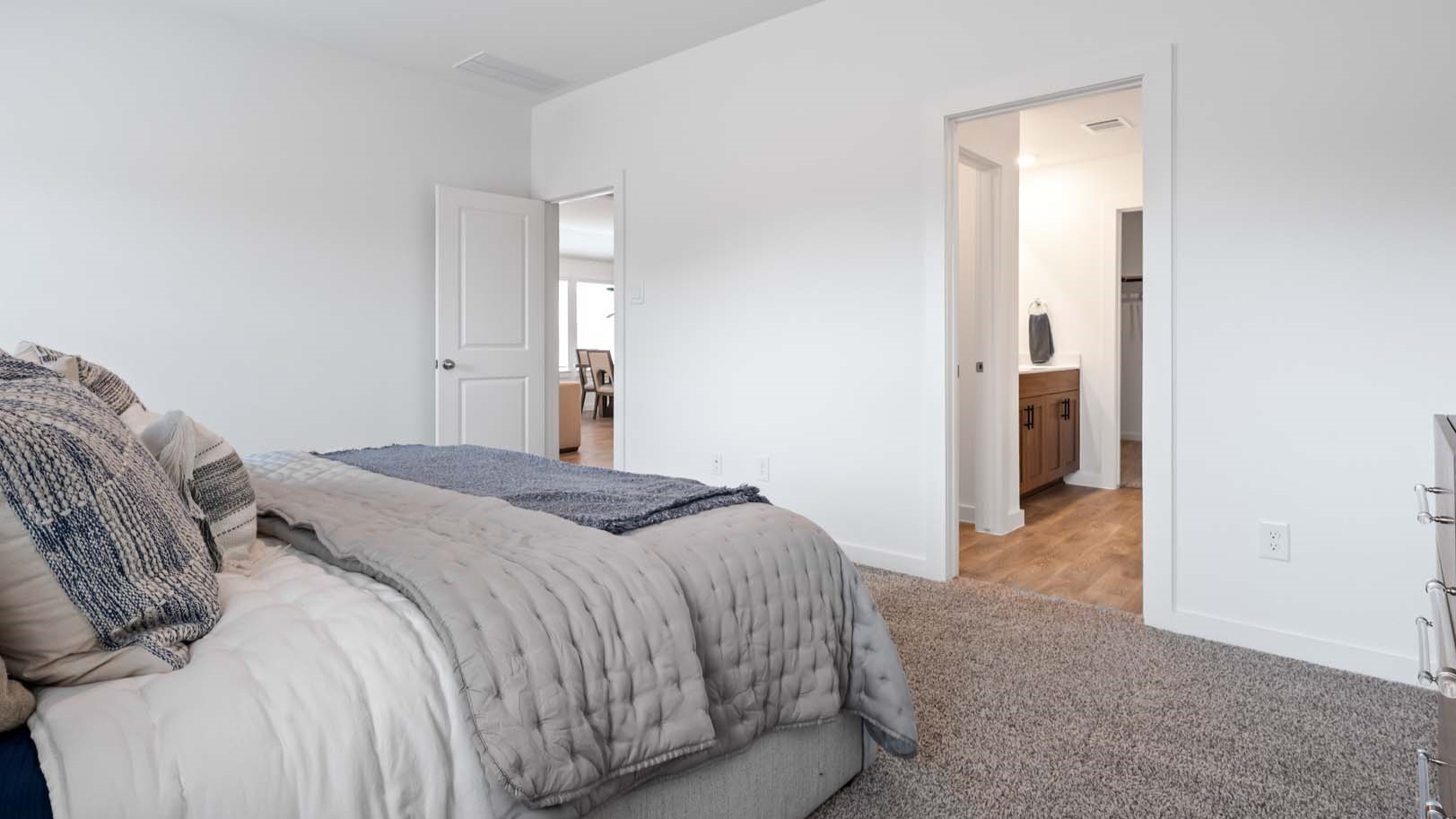 *Images and 3D tour are for illustration only and options may vary from home as built.