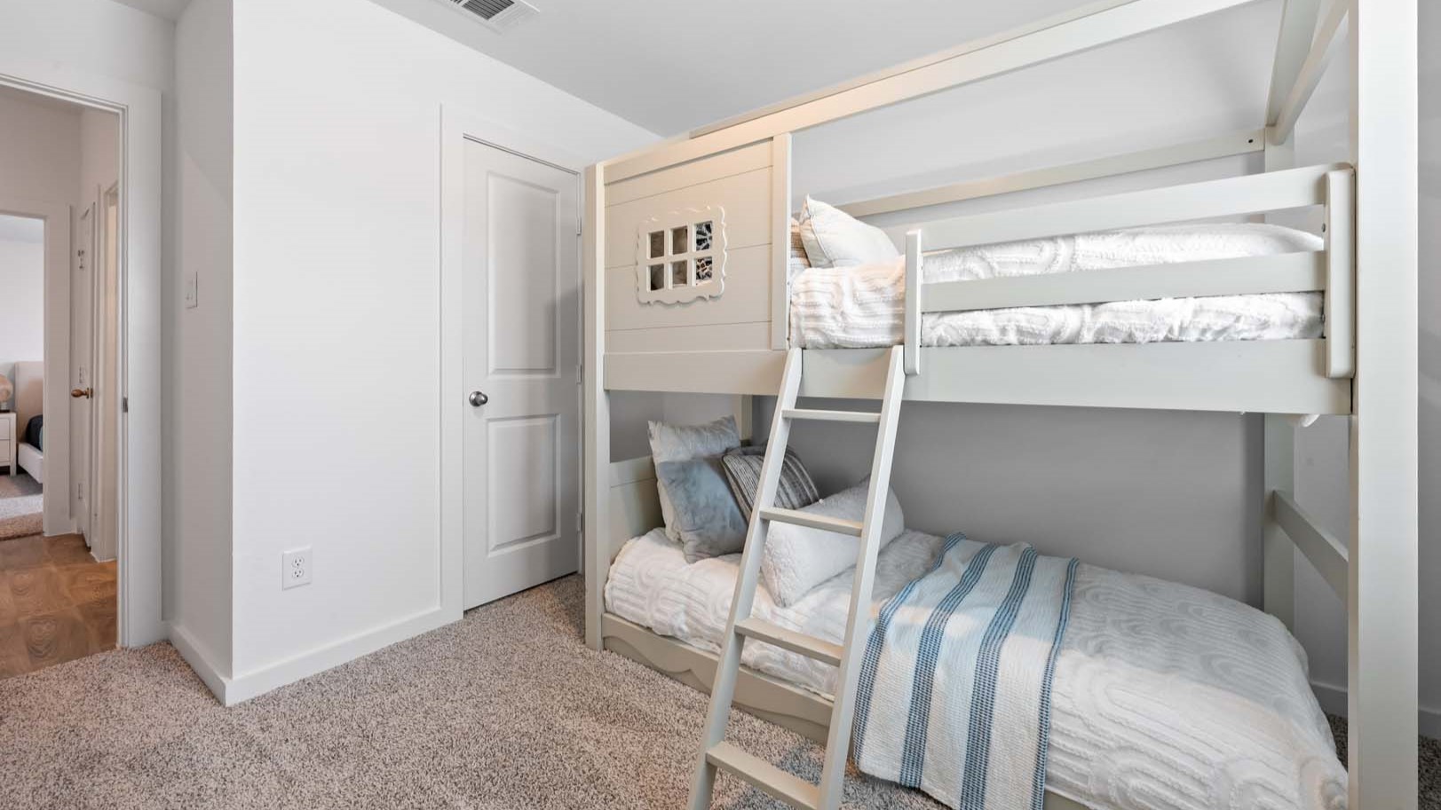 *Images and 3D tour are for illustration only and options may vary from home as built.