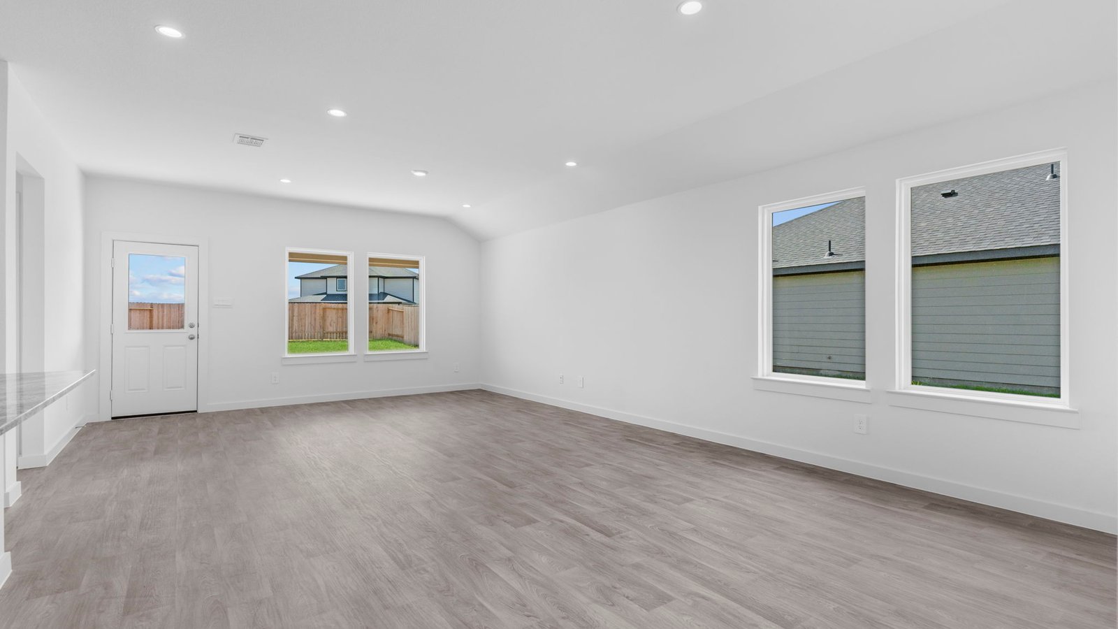 *Images and 3D tour are for illustration only and options may vary from home as built.