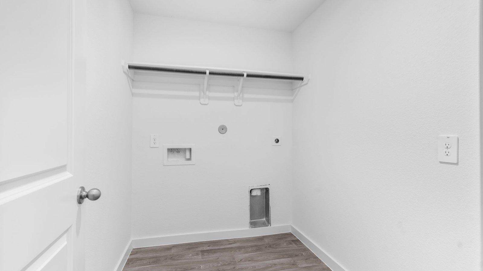 *Images and 3D tour are for illustration only and options may vary from home as built.