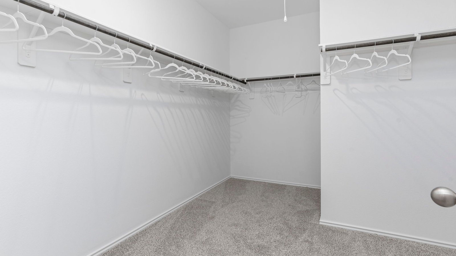 *Images and 3D tour are for illustration only and options may vary from home as built.