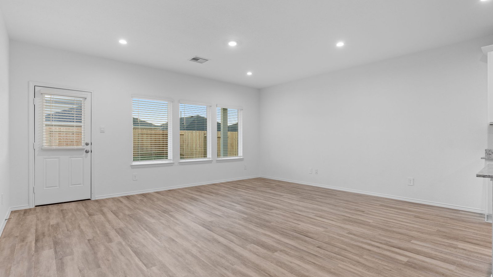 *Images and 3D tour are for illustration only and options may vary from home as built.