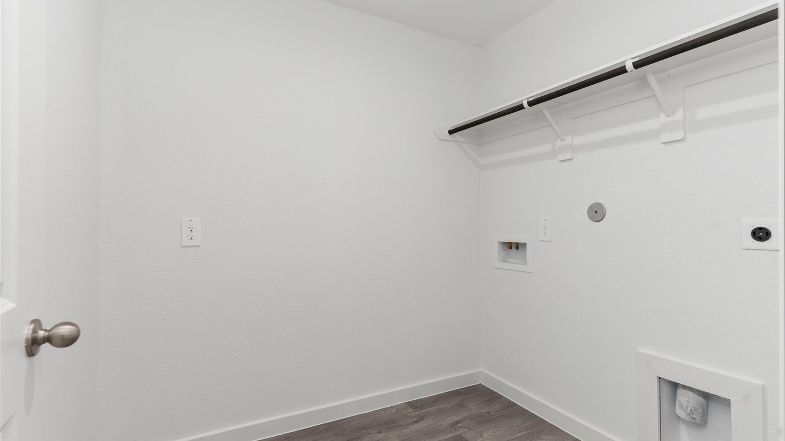 *Images and 3D tour are for illustration only and options may vary from home as built. *Images and 3D tour are for illustration only and options may vary from home as built.