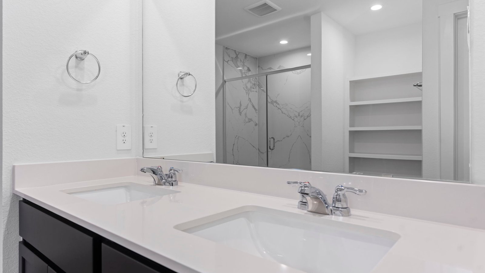 *Images and 3D tour are for illustration only and options may vary from home as built.