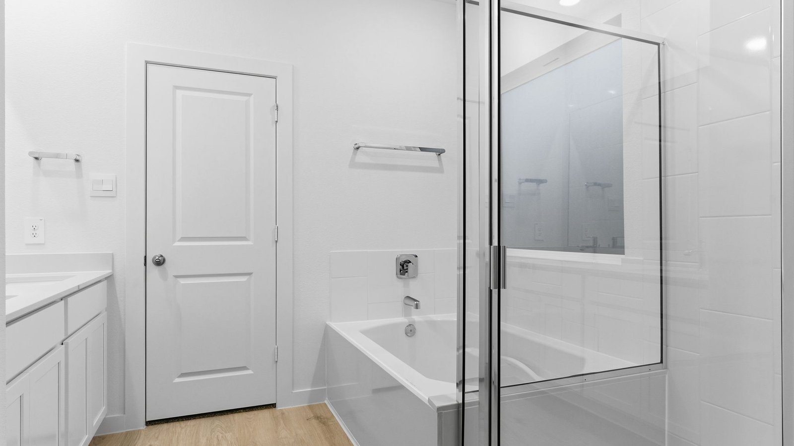 *Images and 3D tour are for illustration only and options may vary from home as built.