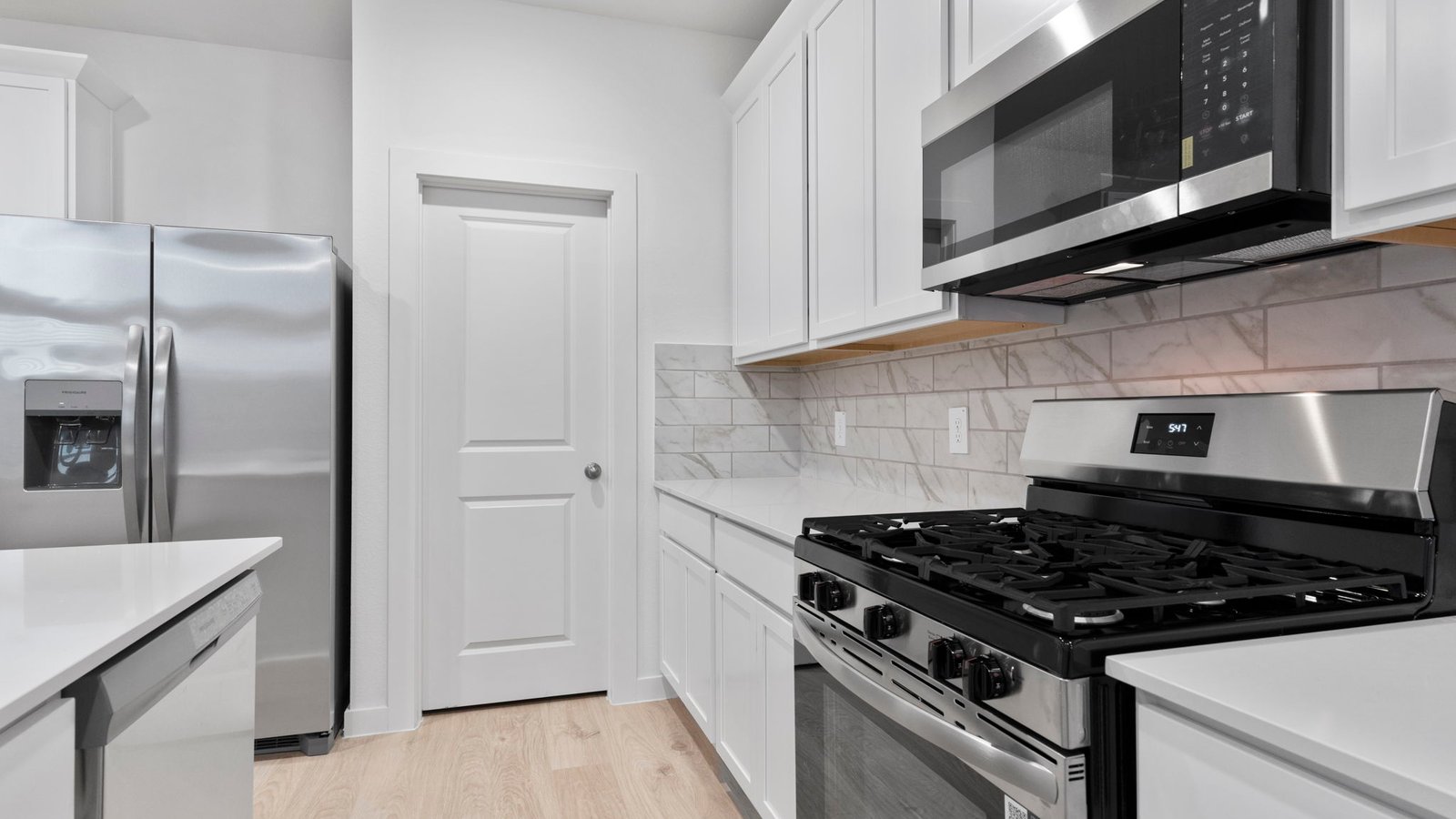 *Images and 3D tour are for illustration only and options may vary from home as built.