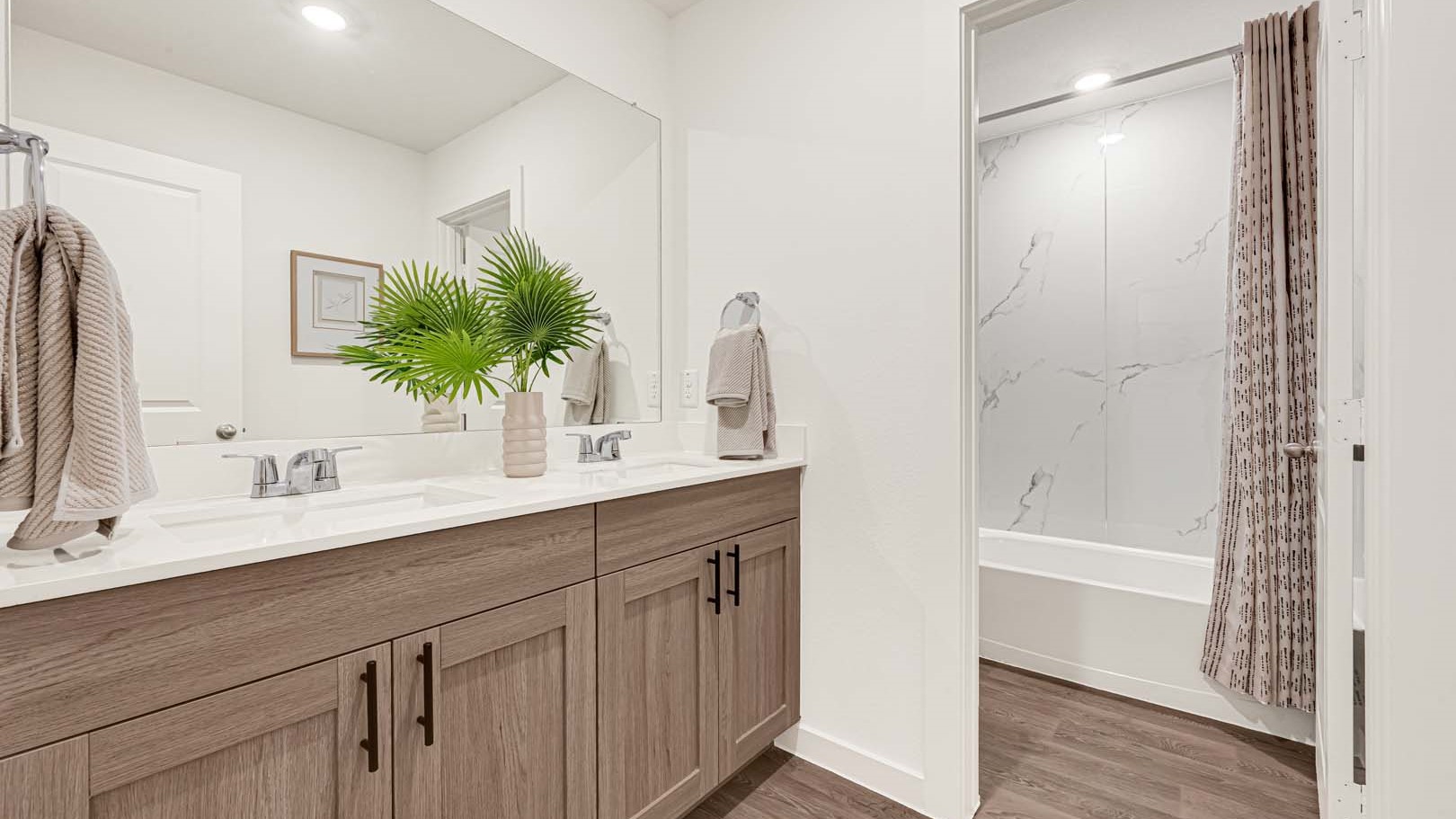 *Images and 3D tour are for illustration only and options may vary from home as built.