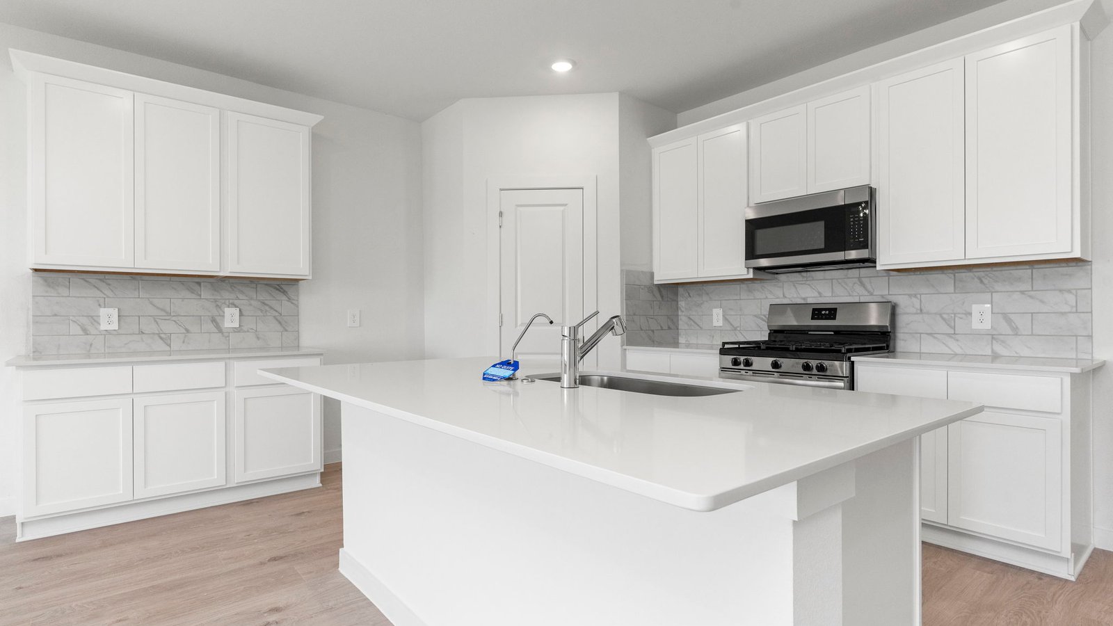 *Images and 3D tour are for illustration only and options may vary from home as built.