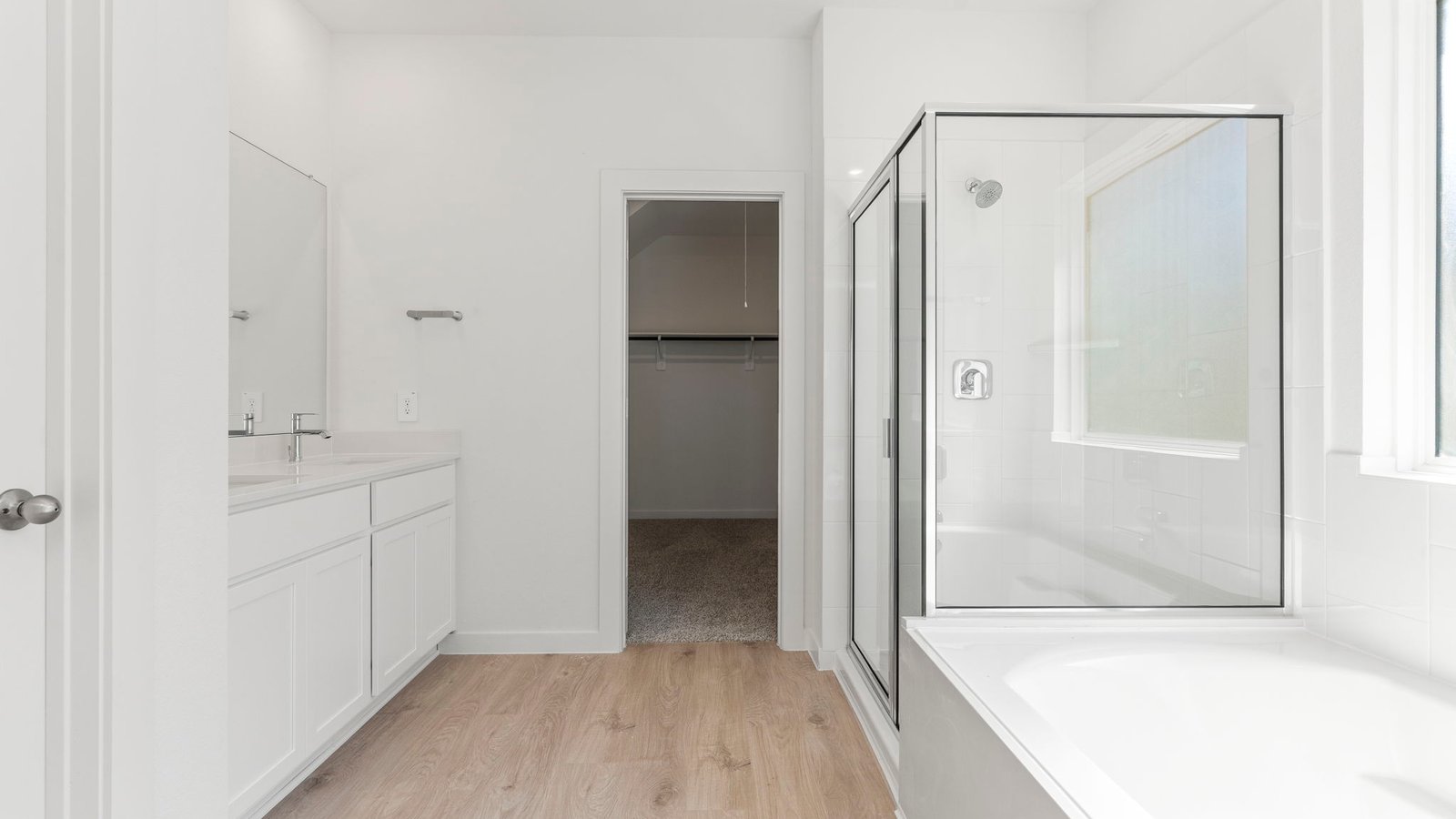 *Images and 3D tour are for illustration only and options may vary from home as built.