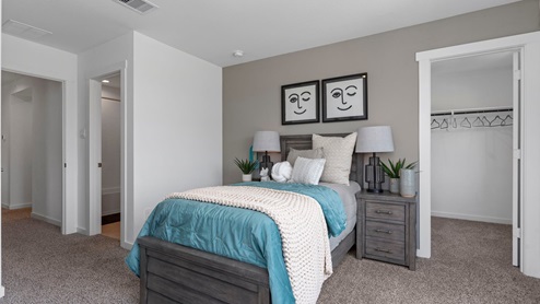 chloe bedroom 3