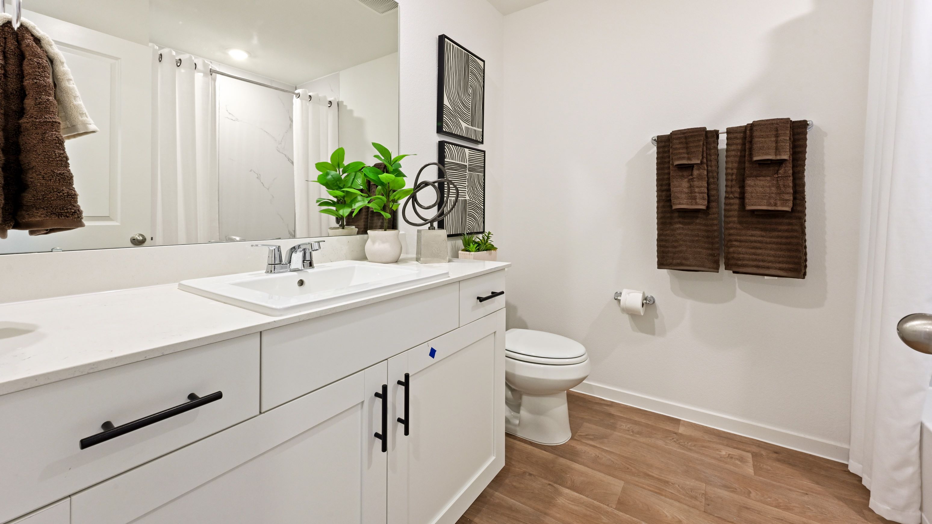 *Images and 3D tour are for illustration only and options may vary from home as built.