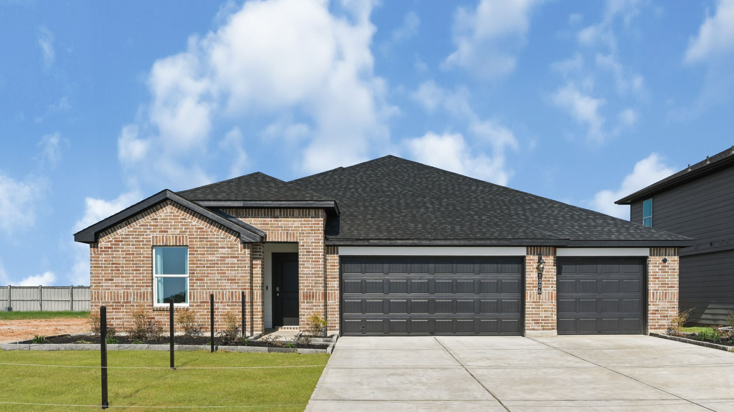 *Images and 3D tour are for illustration only and options may vary from home as built.