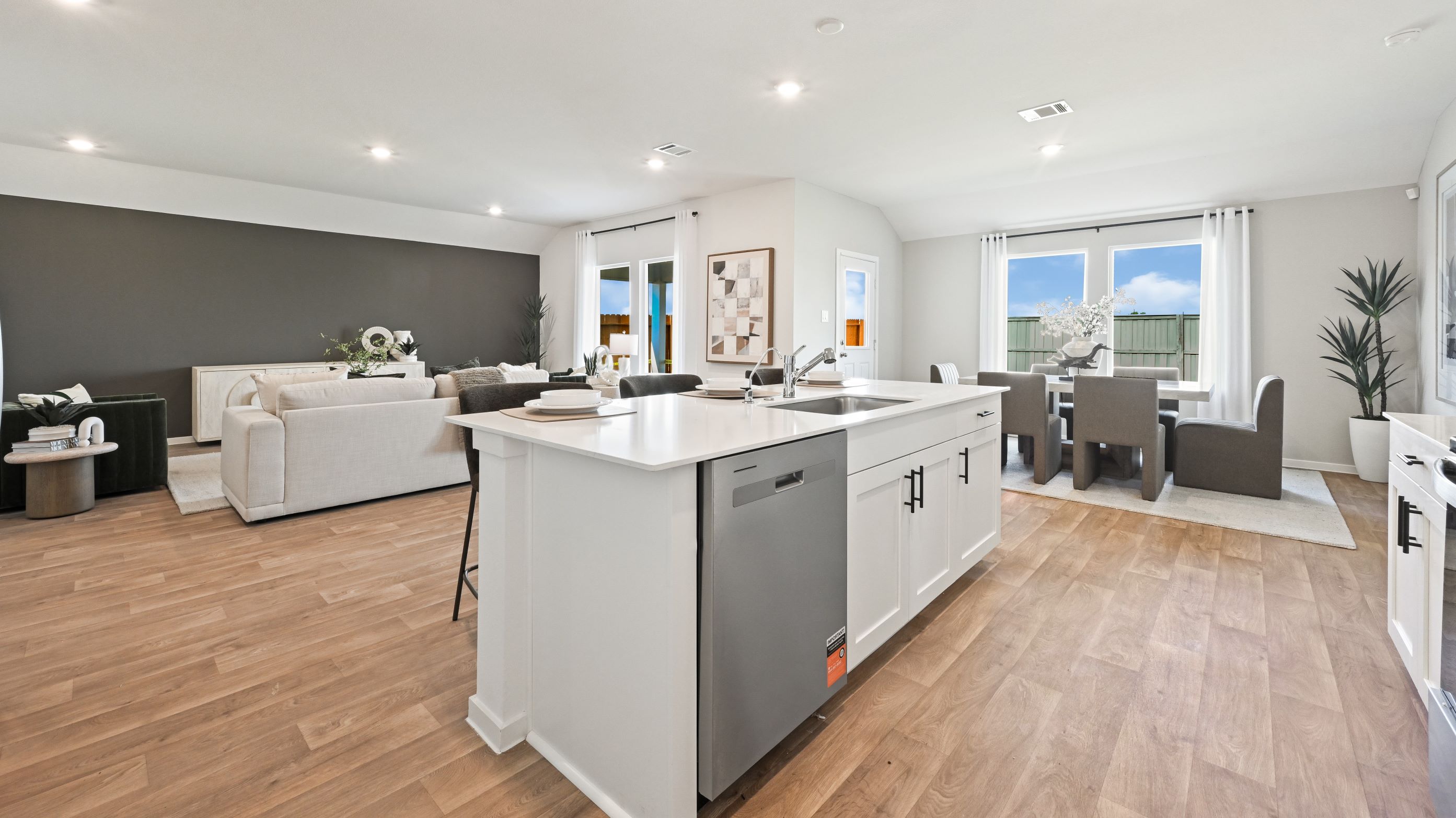 *Images and 3D tour are for illustration only and options may vary from home as built.
