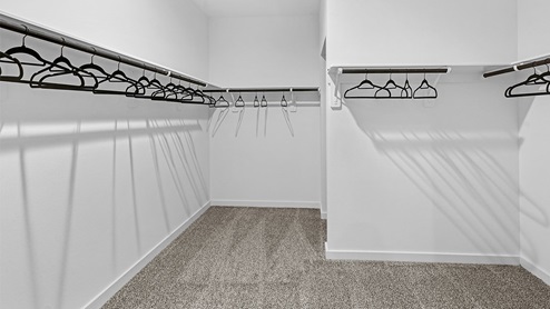 primary bedroom oversized closet