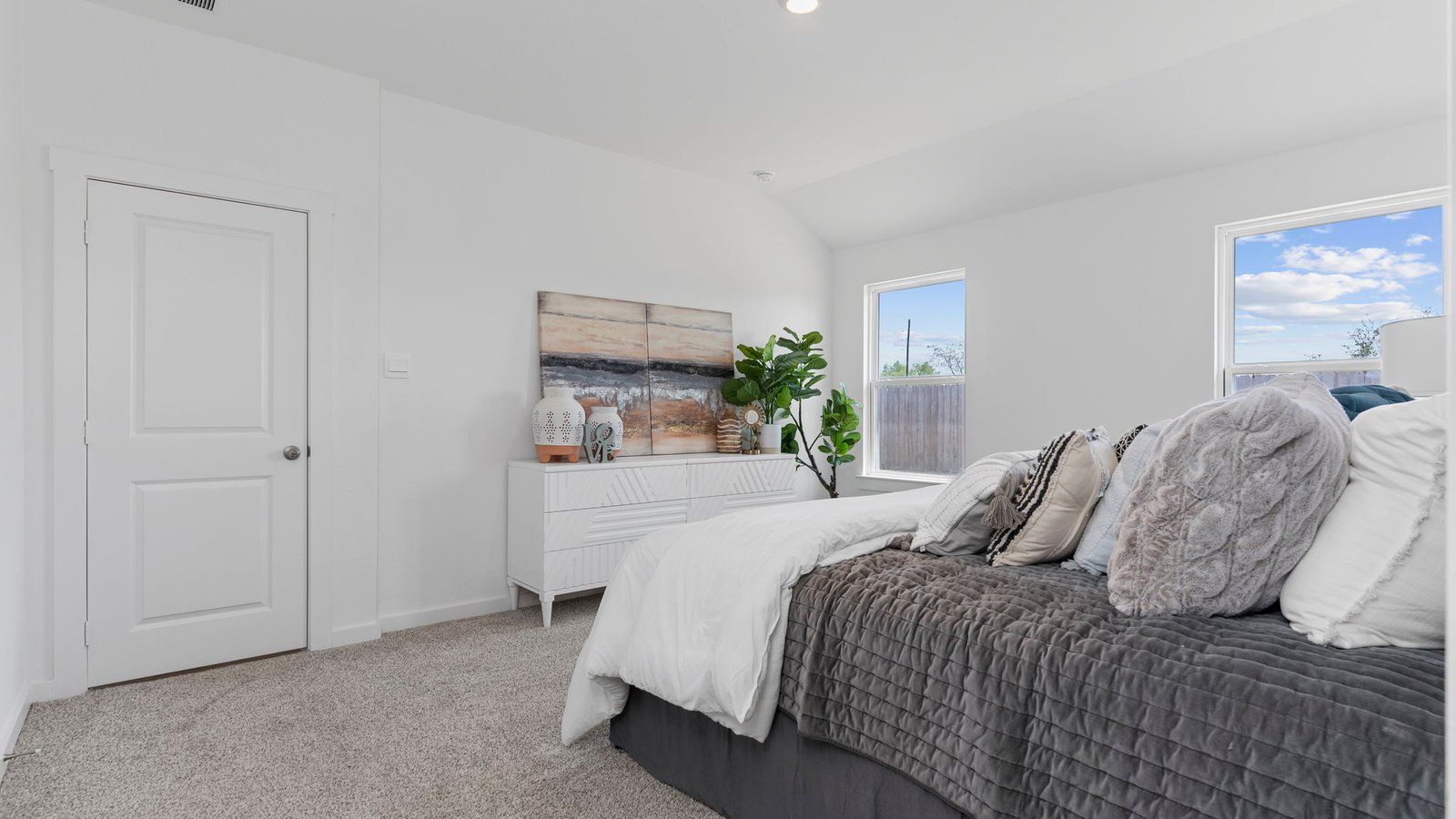 spacious primary bedroom