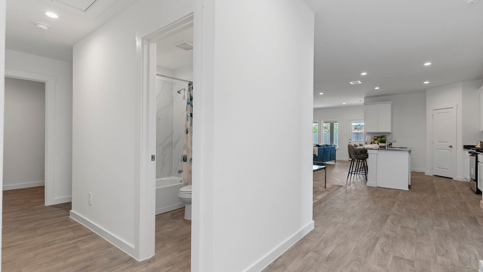 *Images and 3D tour are for illustration only and options may vary from home as built.