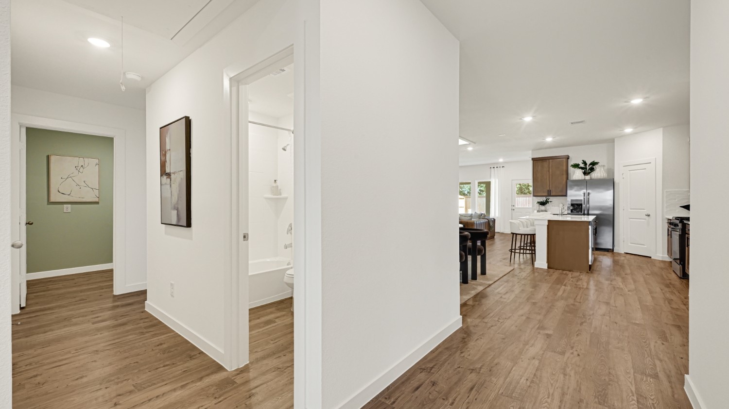 *Images and 3D tour are for illustration only and options may vary from home as built.