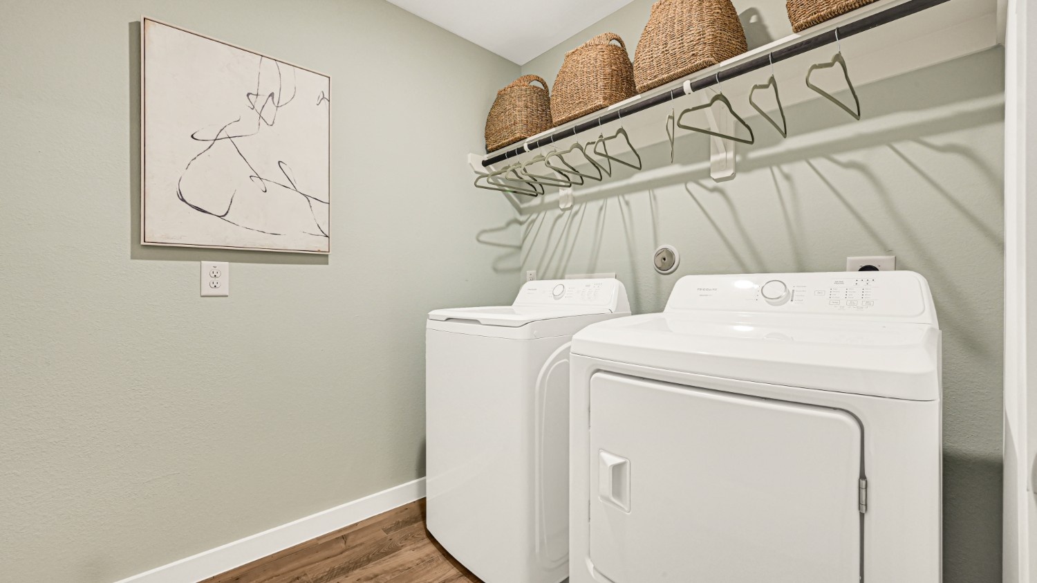 *Images and 3D tour are for illustration only and options may vary from home as built.