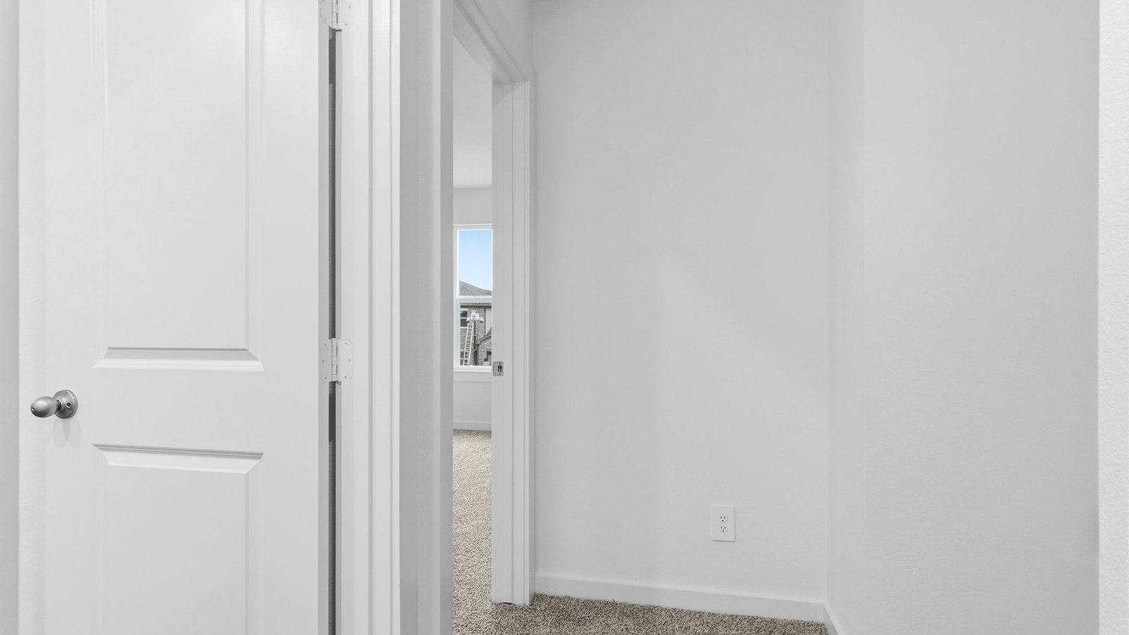 *Images and 3D tour are for illustration only and options may vary from home as built.