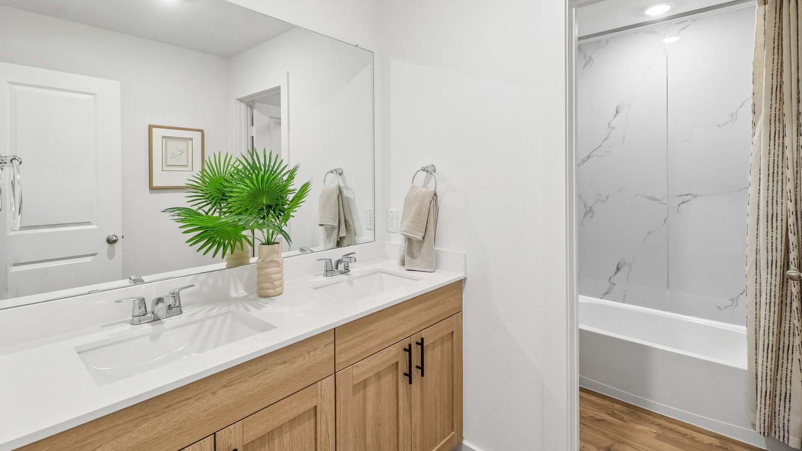 *Images and 3D tour are for illustration only and options may vary from home as built.