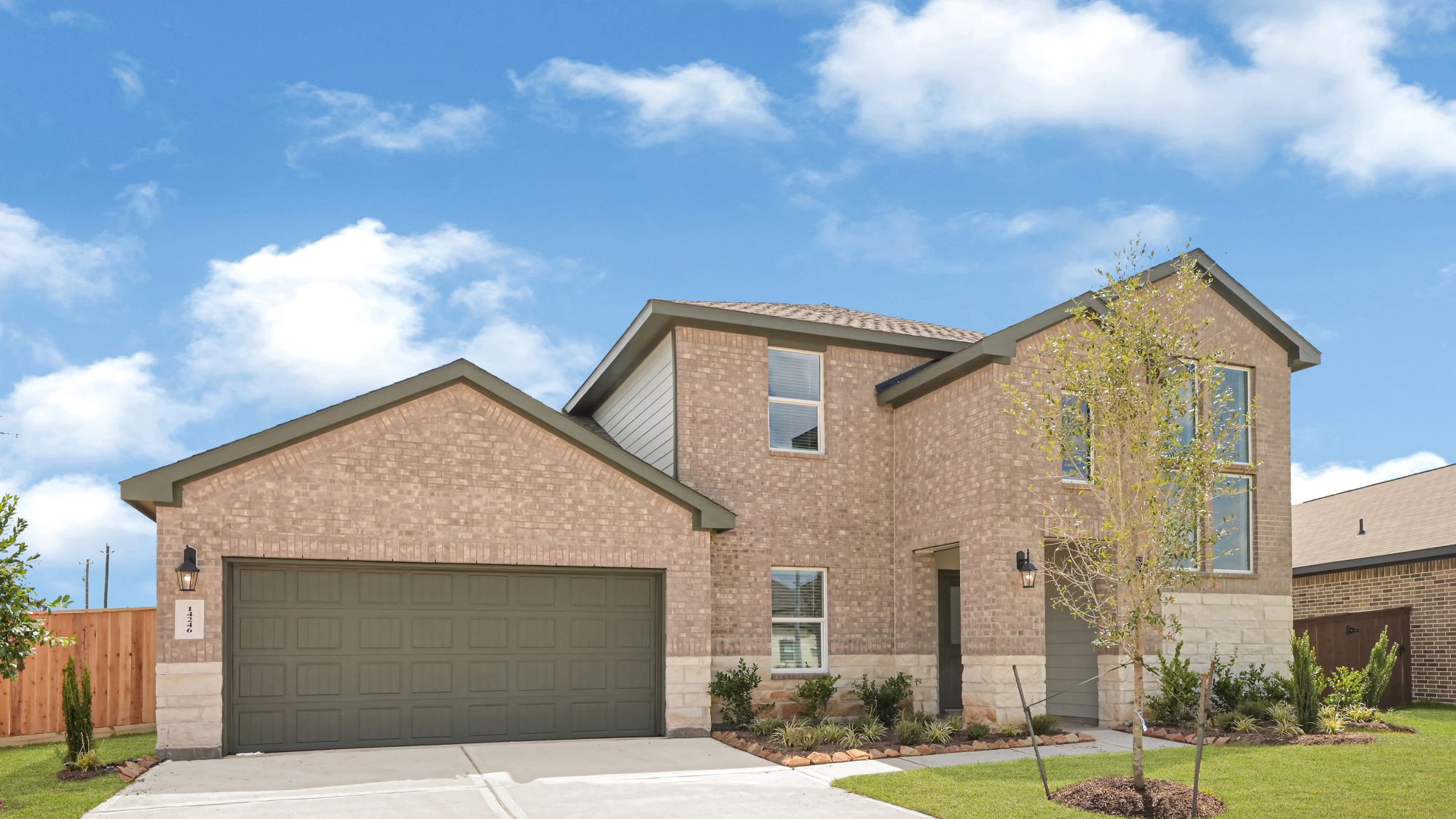4905 Lemon Grove Drive exterior