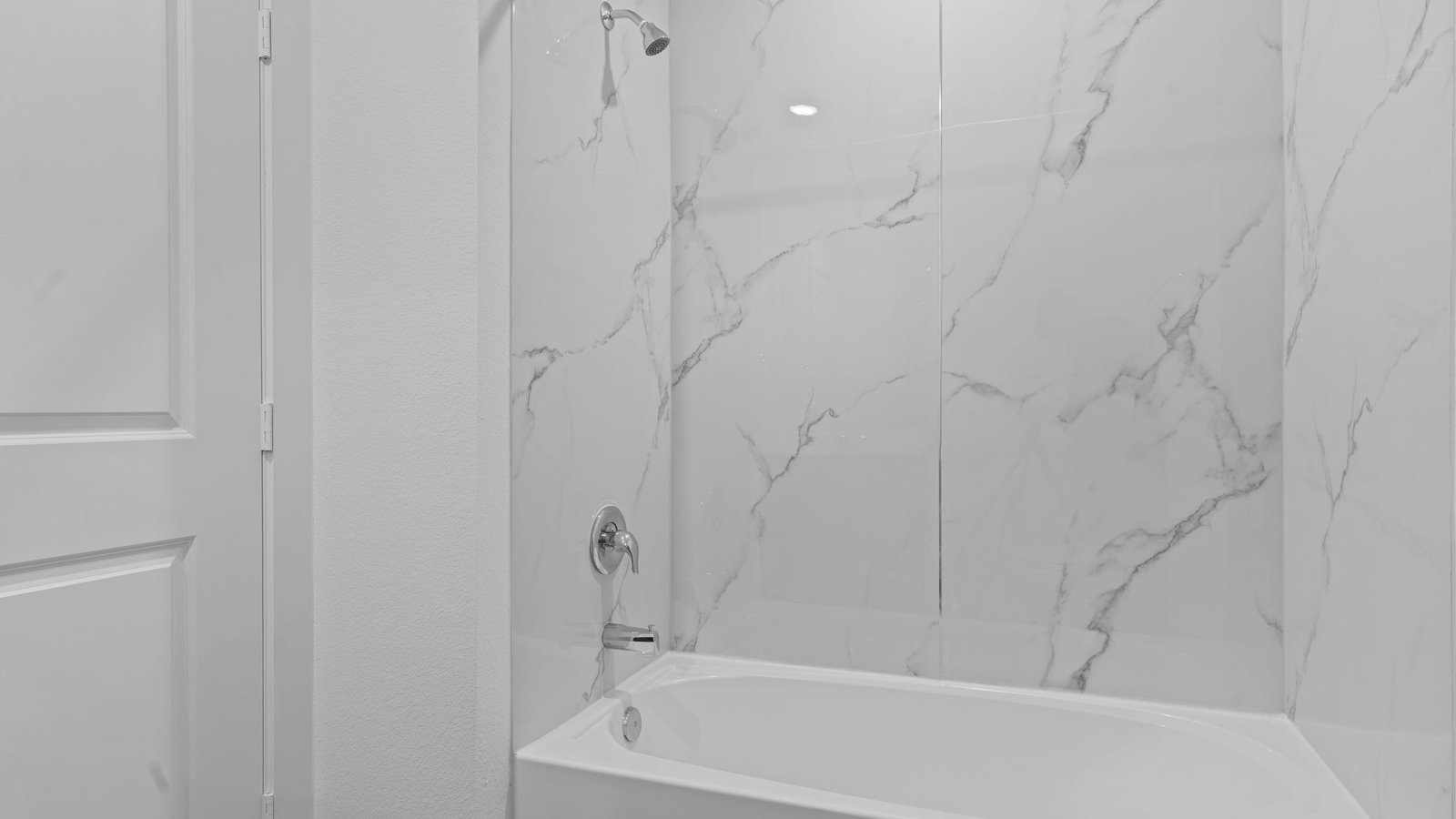 guest bathroom tub only