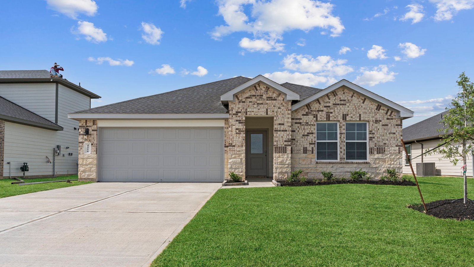 6108 Hawthorne Gardens Drive exterior