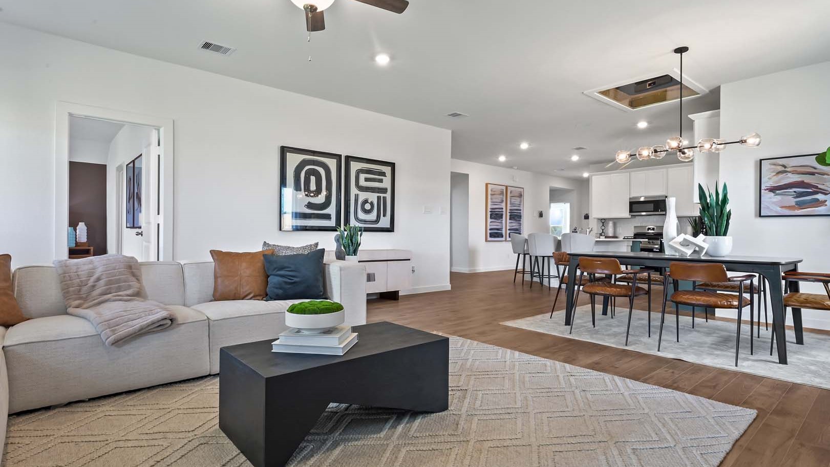 *Images and 3D tour are for illustration only and options may vary from home as built.