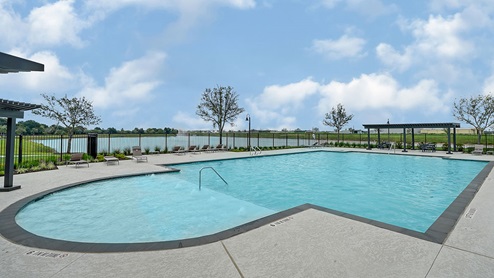 Post Oak Pointe pool