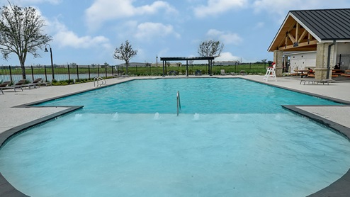 Post Oak Pointe pool